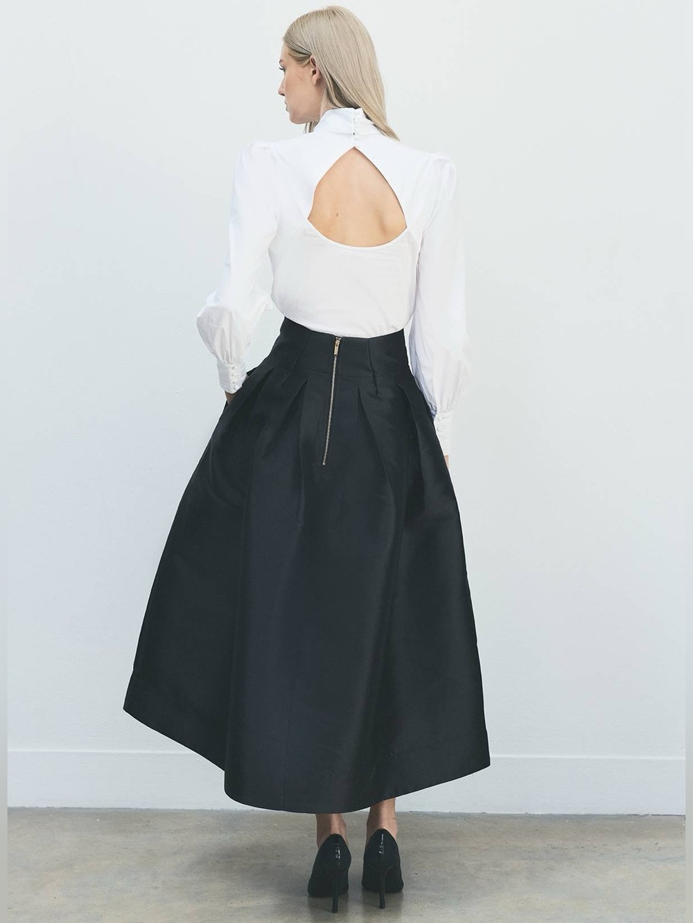 NWT Karen Millen Forever Twill Woven Prom Maxi Skirt In Black 🖤 - Picture 3 of 10